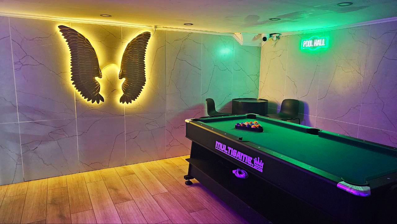 אלביס - לופט בירושלים